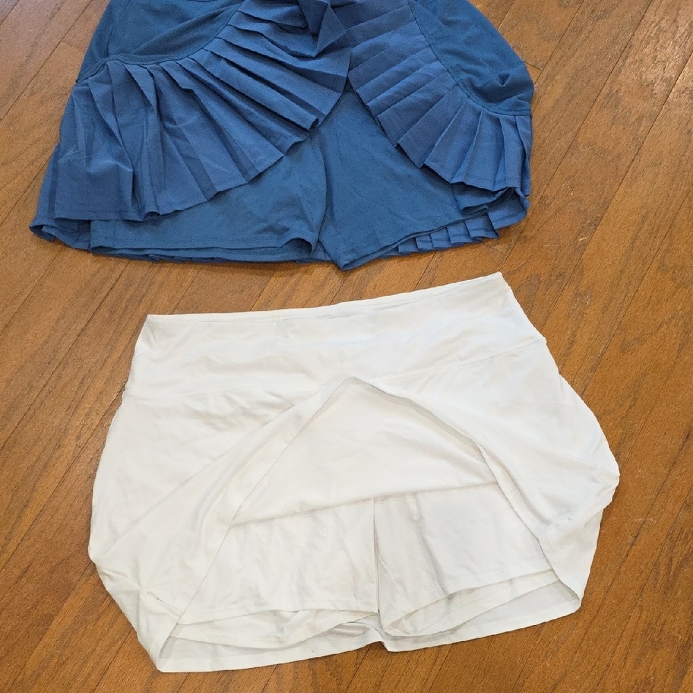 Soybu Blue and White Skirt Set - Picture 2 of 4